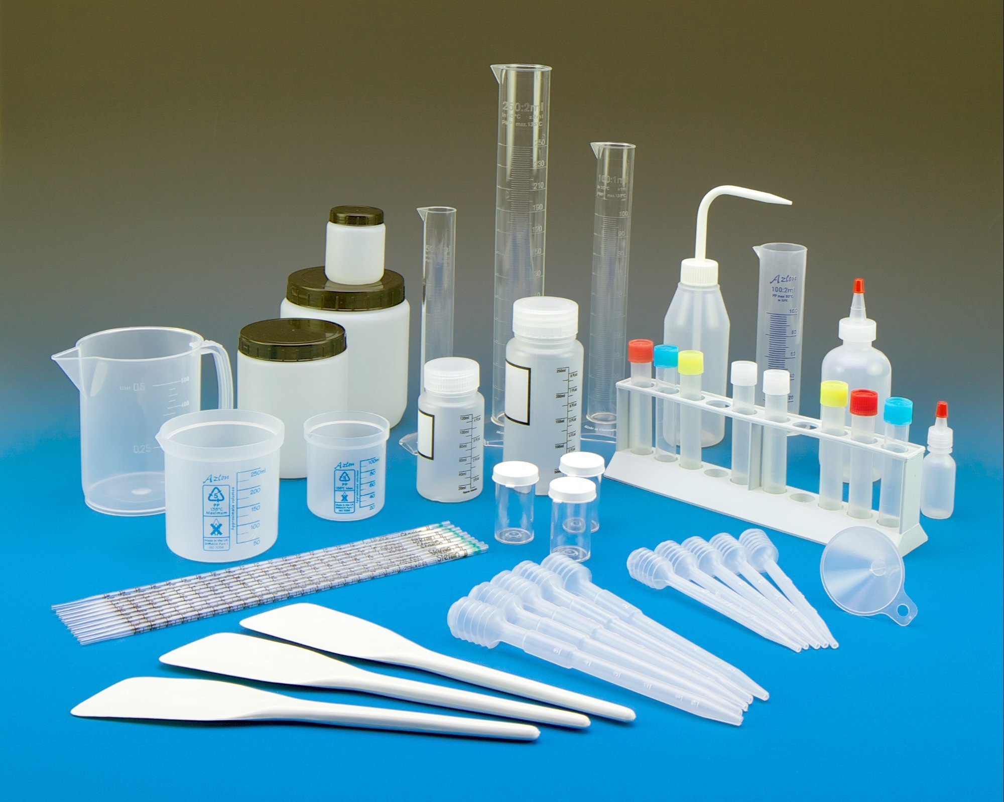 plasticware.jpg